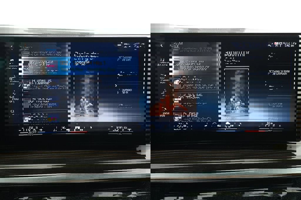 Used 2024 BMW X5 xDrive50e w/ M Sport Package image 16