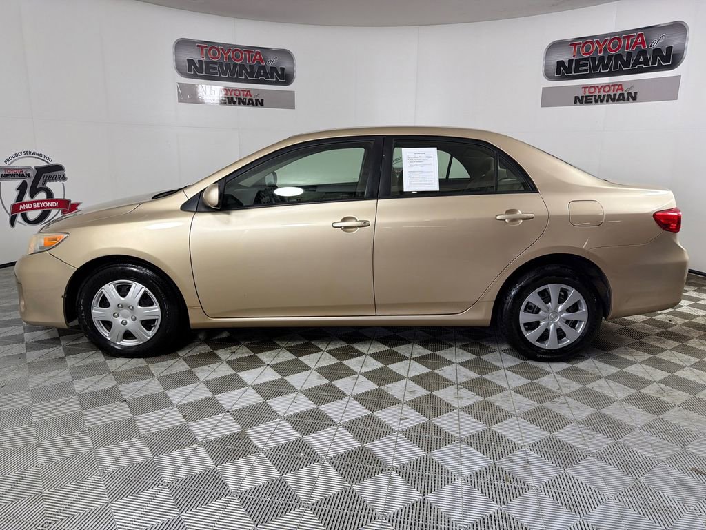Used 2011 Toyota Corolla LE FWD image 6