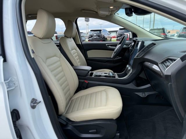Used 2023 Ford Edge SEL w/ Convenience Package image 17