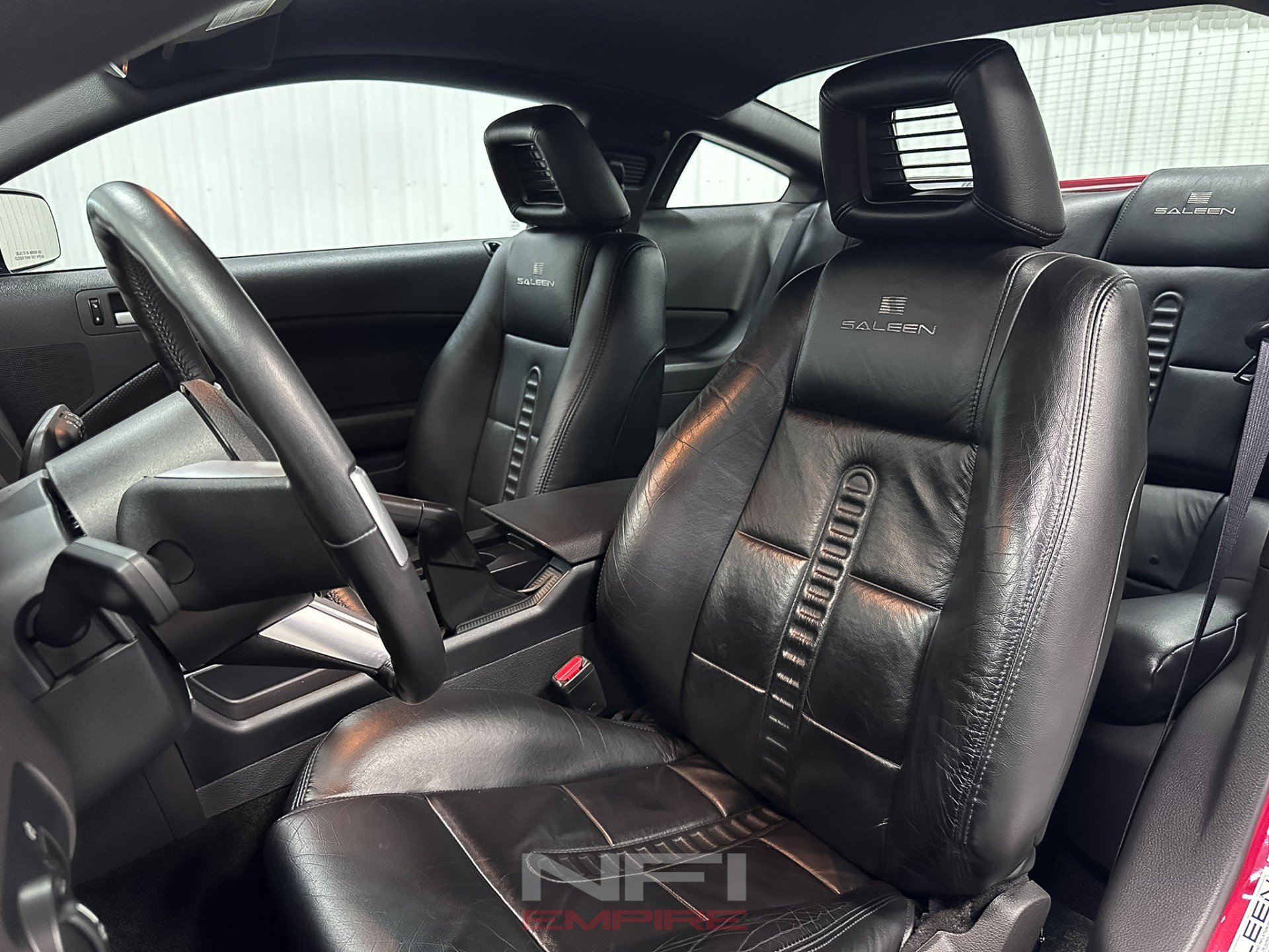 Used 2006 Ford Mustang GT Premium RWD image 24