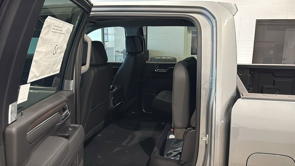 New 2026 GMC Sierra 3500 SLT w/ SLT Premium Package image 20