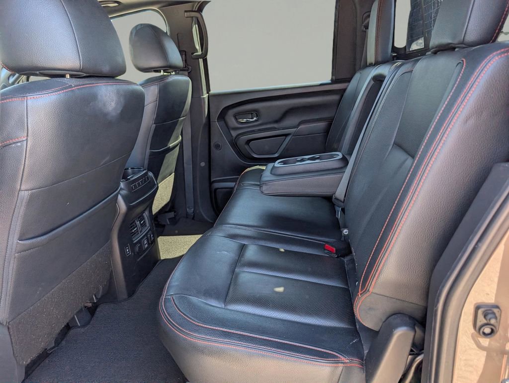 Used 2021 Nissan Titan PRO-4X w/ Pro-4x Convenience Package AWD/4WD image 14
