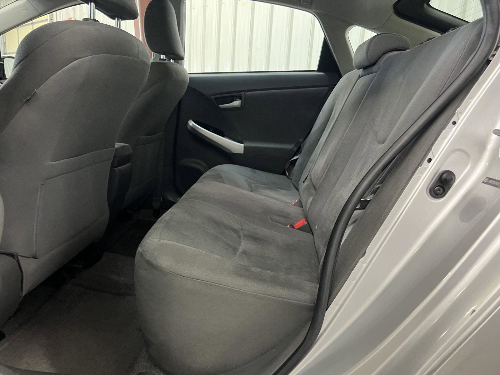 Used 2010 Toyota Prius Five image 28
