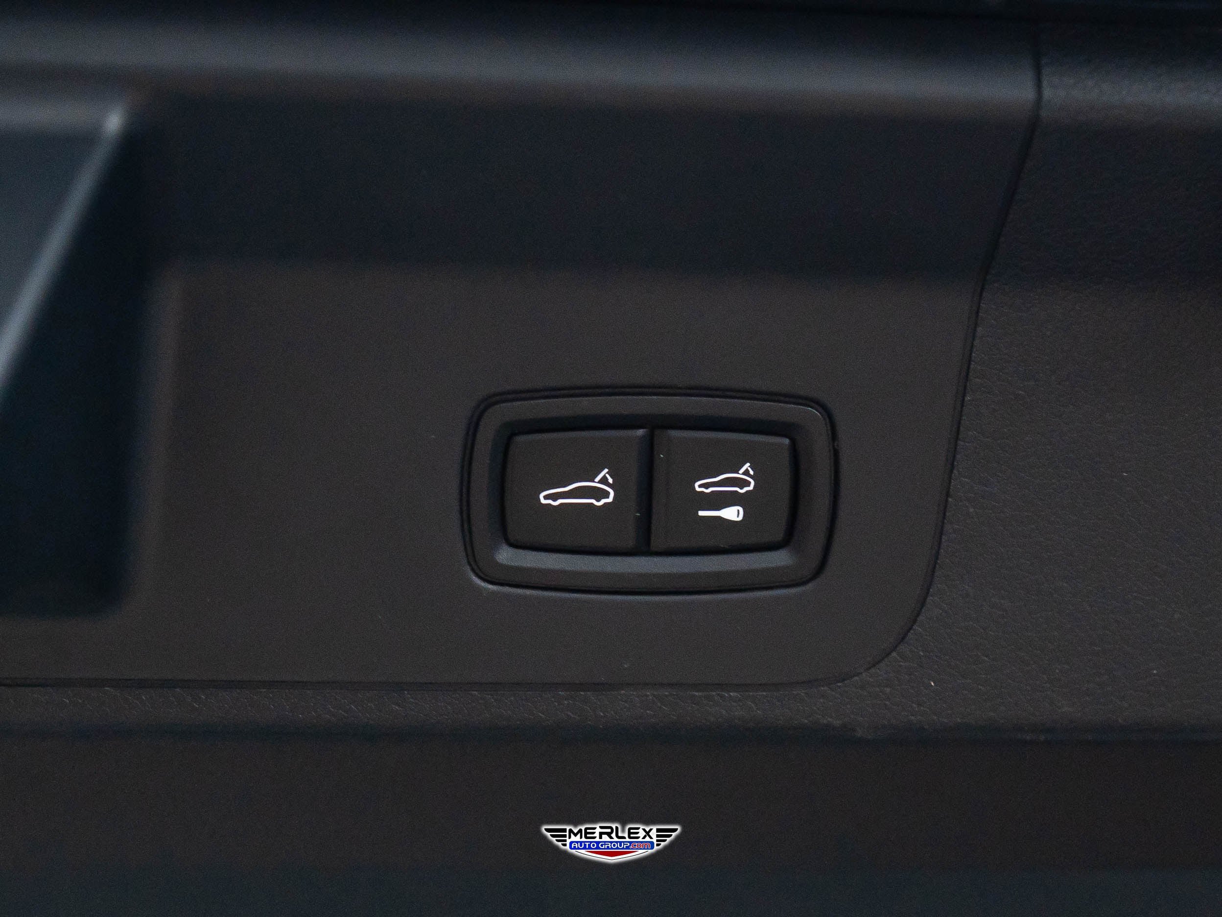 Used 2018 Porsche Panamera 4S AWD/4WD image 53