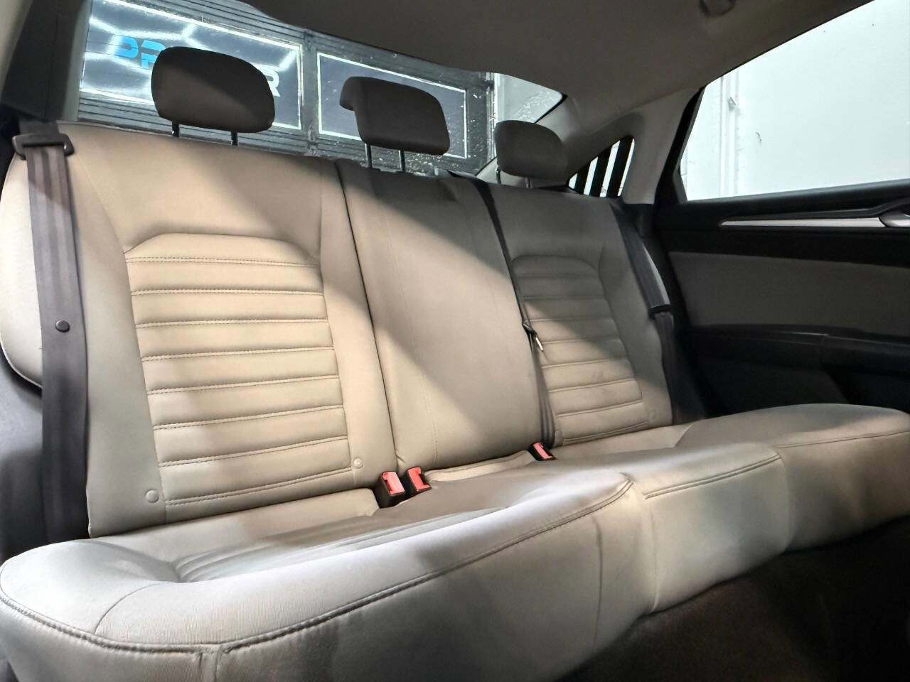 Used 2013 Ford Fusion S FWD image 8