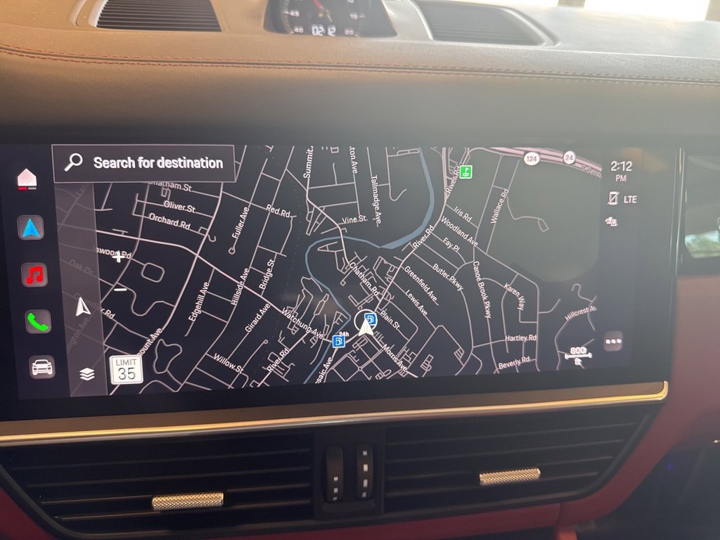 Used 2022 Porsche Cayenne Coupe image 31