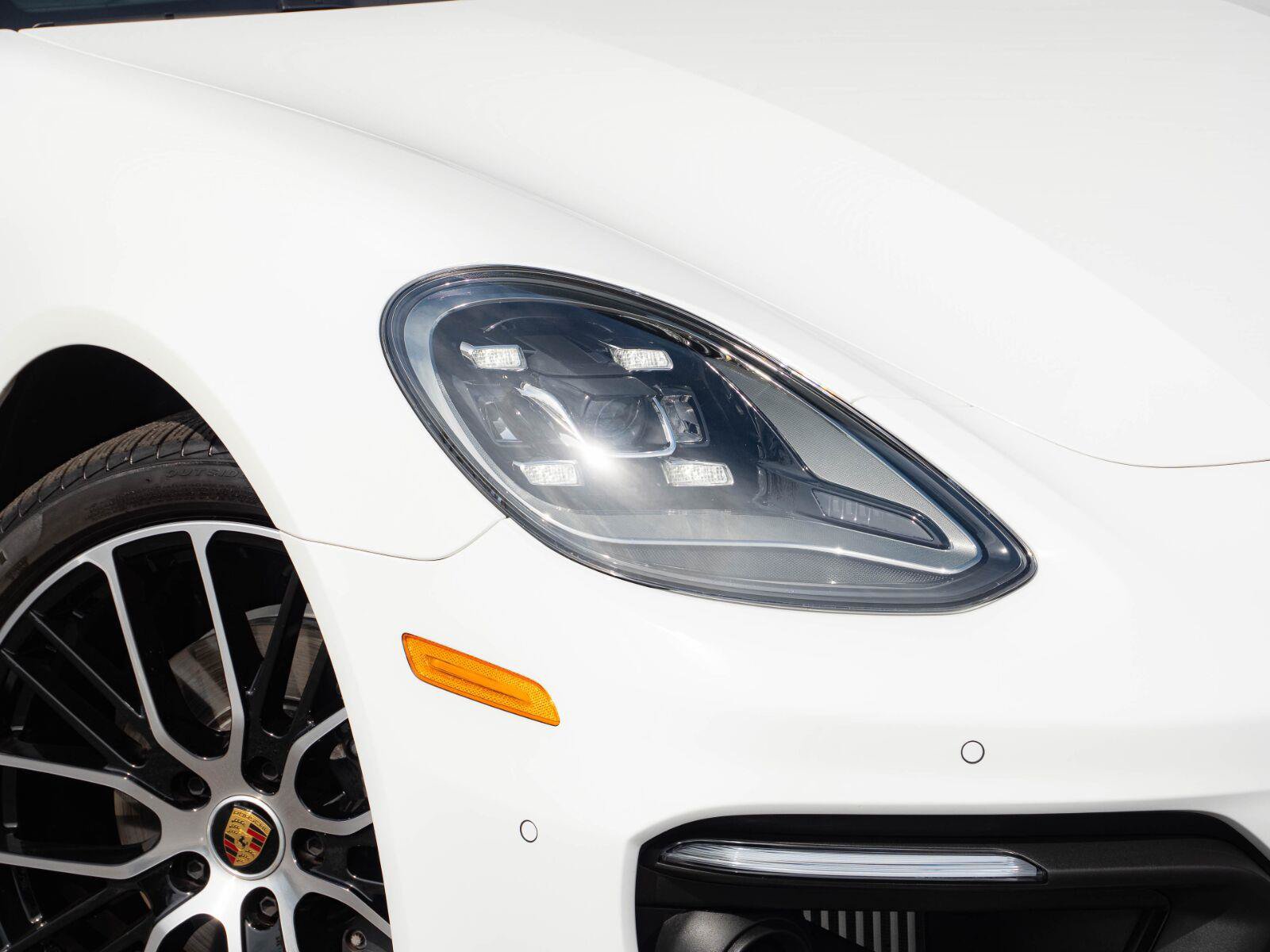 Used 2023 Porsche Panamera Platinum Edition RWD image 36