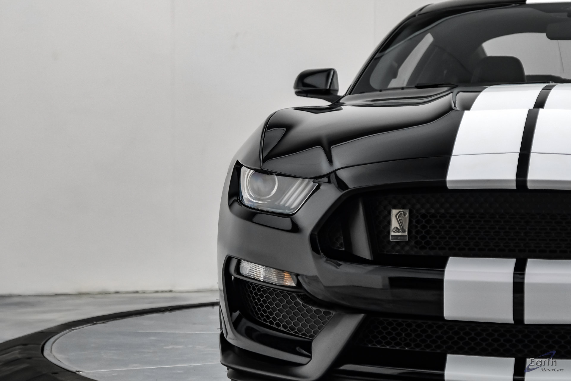 Used 2015 Ford Mustang Shelby GT350 RWD image 29