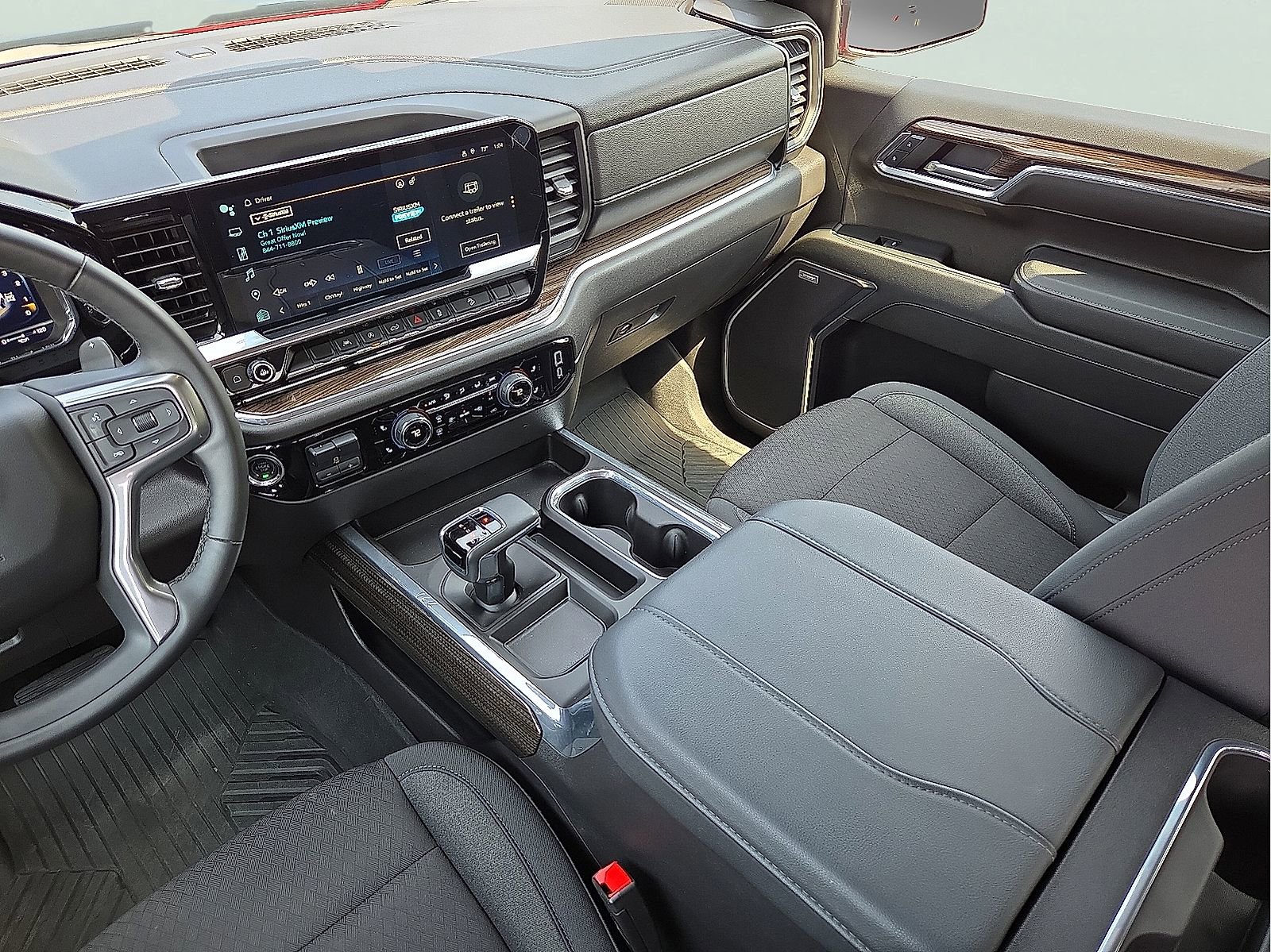 Used 2024 Chevrolet Silverado 1500 LT Trail Boss w/ Convenience Package II image 11