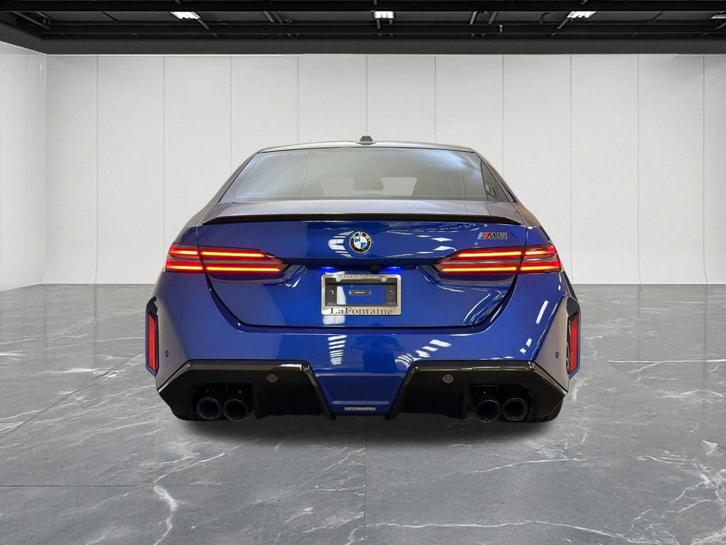 Used 2025 BMW M5 w/ Carbon Package image 7