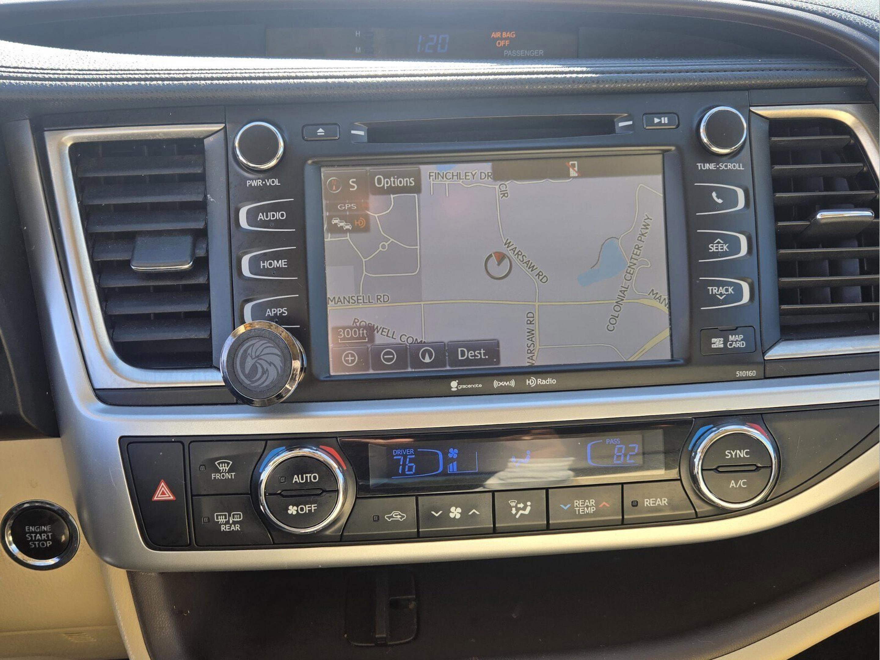 Used 2016 Toyota Highlander Limited Platinum image 14