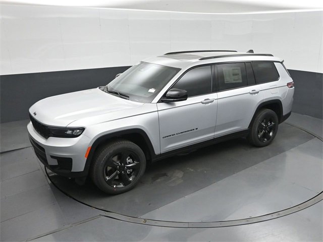 New 2025 Jeep Grand Cherokee L Altitude image 29