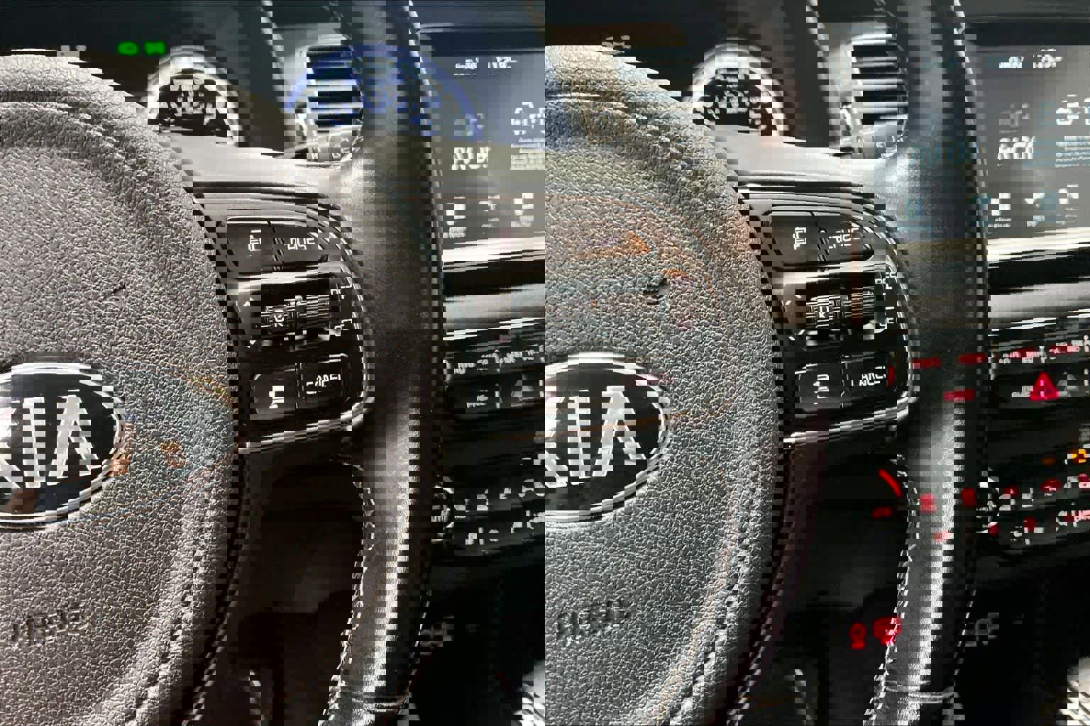 Used 2019 Kia Niro EX image 22