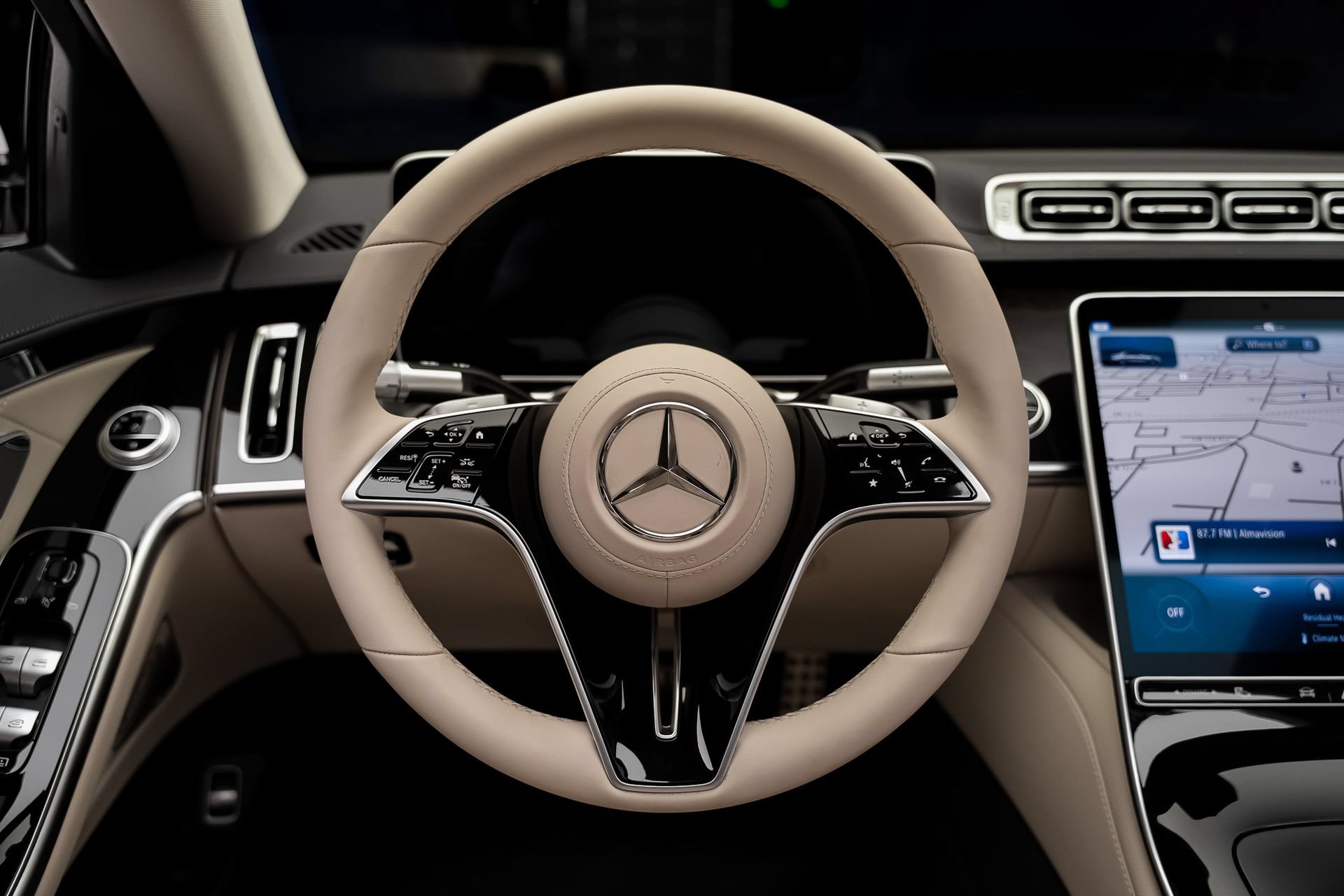 Used 2023 Mercedes-Benz S 580 4MATIC Sedan image 44