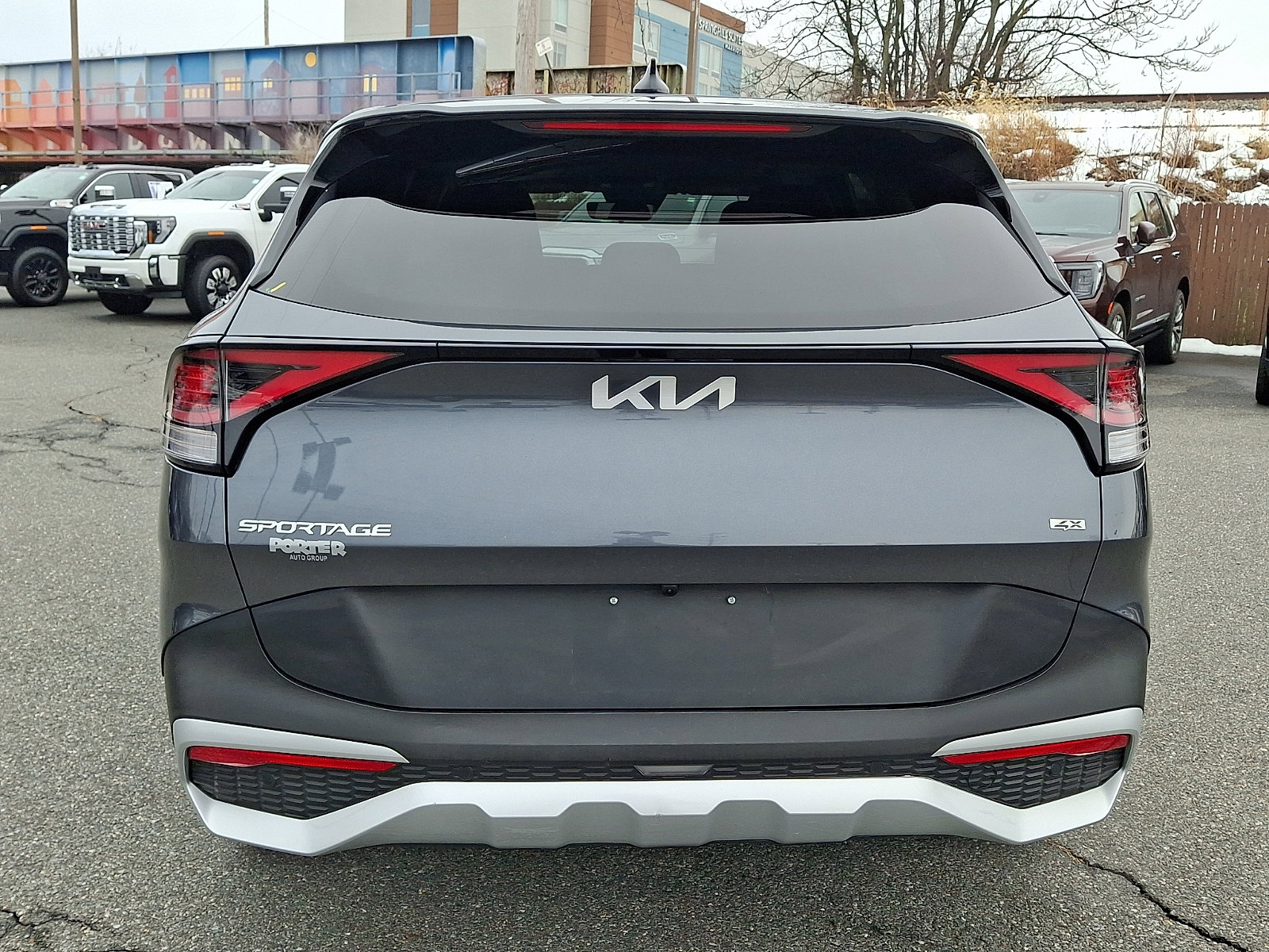 Used 2023 Kia Sportage LX image 5