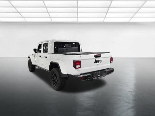 Used 2025 Jeep Gladiator Sport AWD/4WD image 7