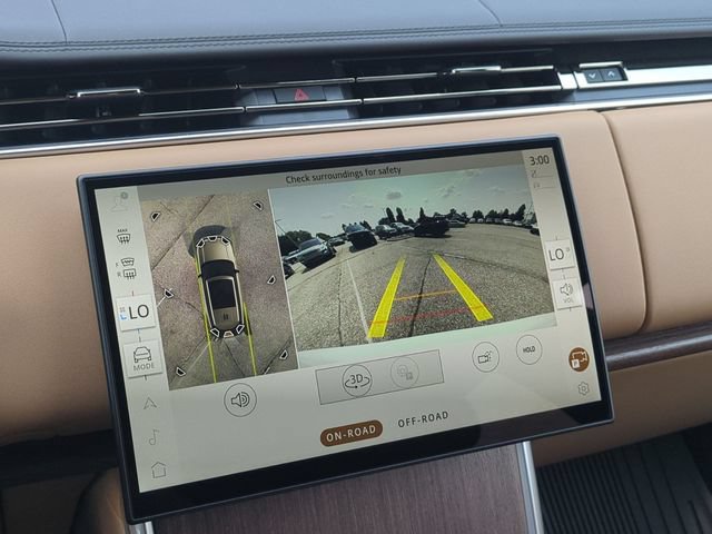 New 2026 Land Rover Range Rover Long Wheelbase SE AWD/4WD image 10