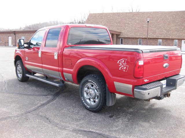 Used 2015 Ford F250 XLT w/ XLT Premium Package AWD/4WD image 7