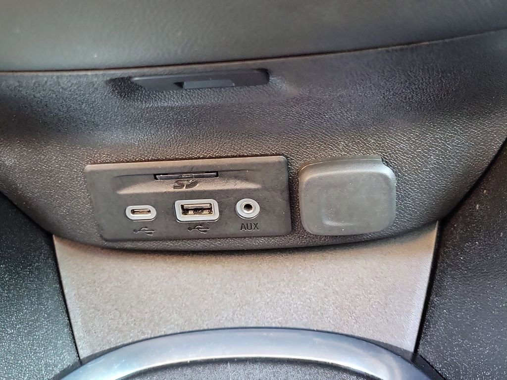 Used 2024 Chevrolet Malibu LT image 13