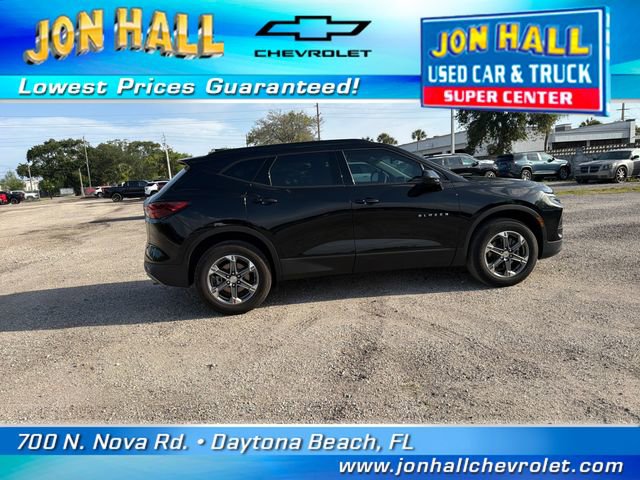 Used 2024 Chevrolet Blazer LT w/ Convenience Package FWD image 14