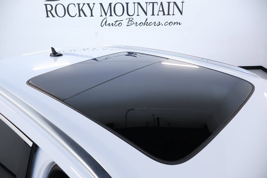 Used 2020 Audi Q3 2.0T Premium w/ Convenience Package image 12