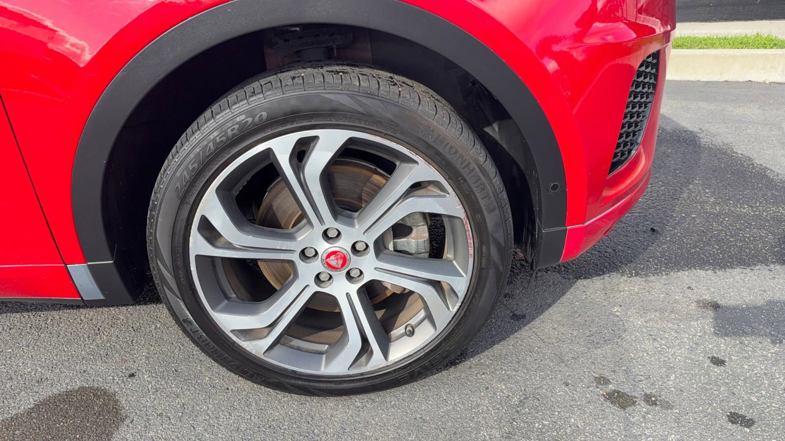 Used 2018 Jaguar E-PACE First Edition image 13