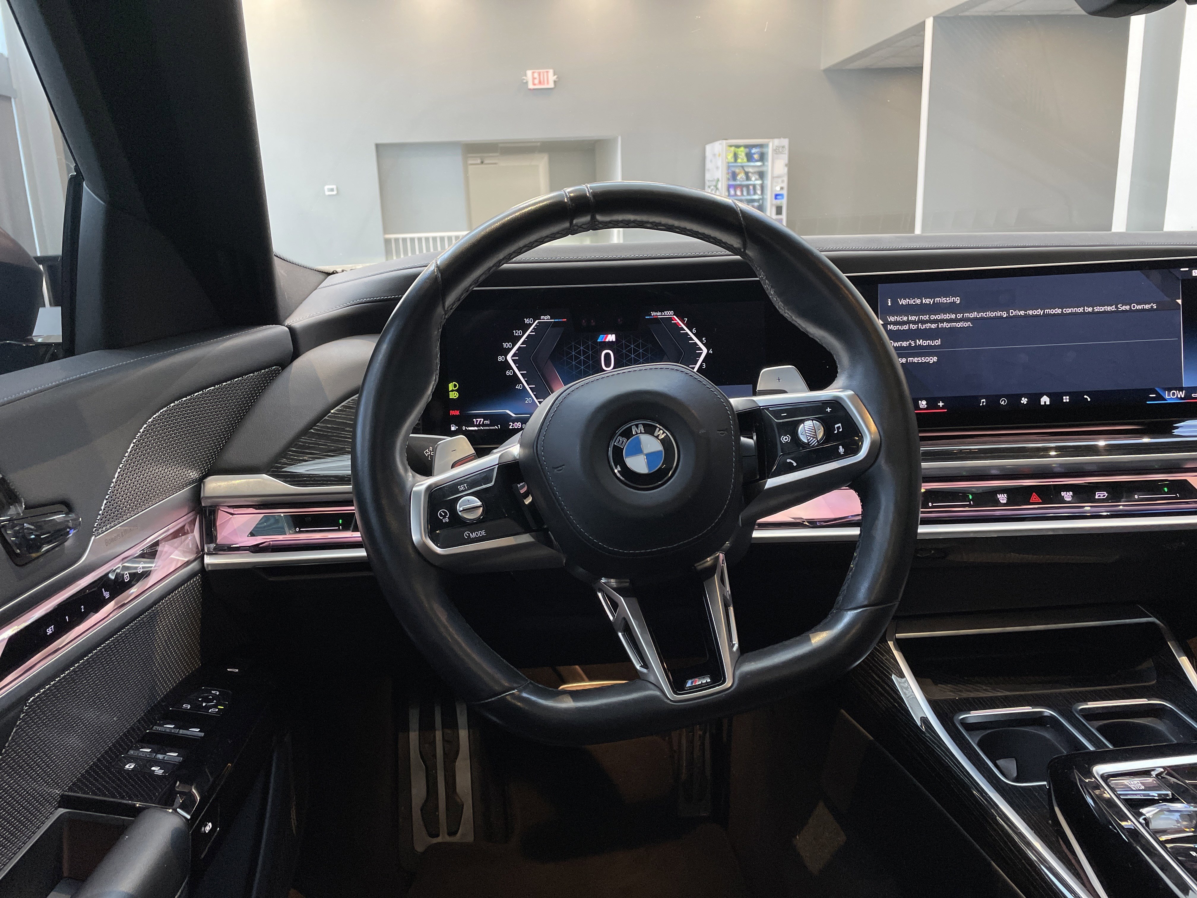 Used 2023 BMW 740i RWD image 19