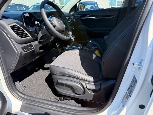 New 2026 Kia Seltos S AWD/4WD image 8