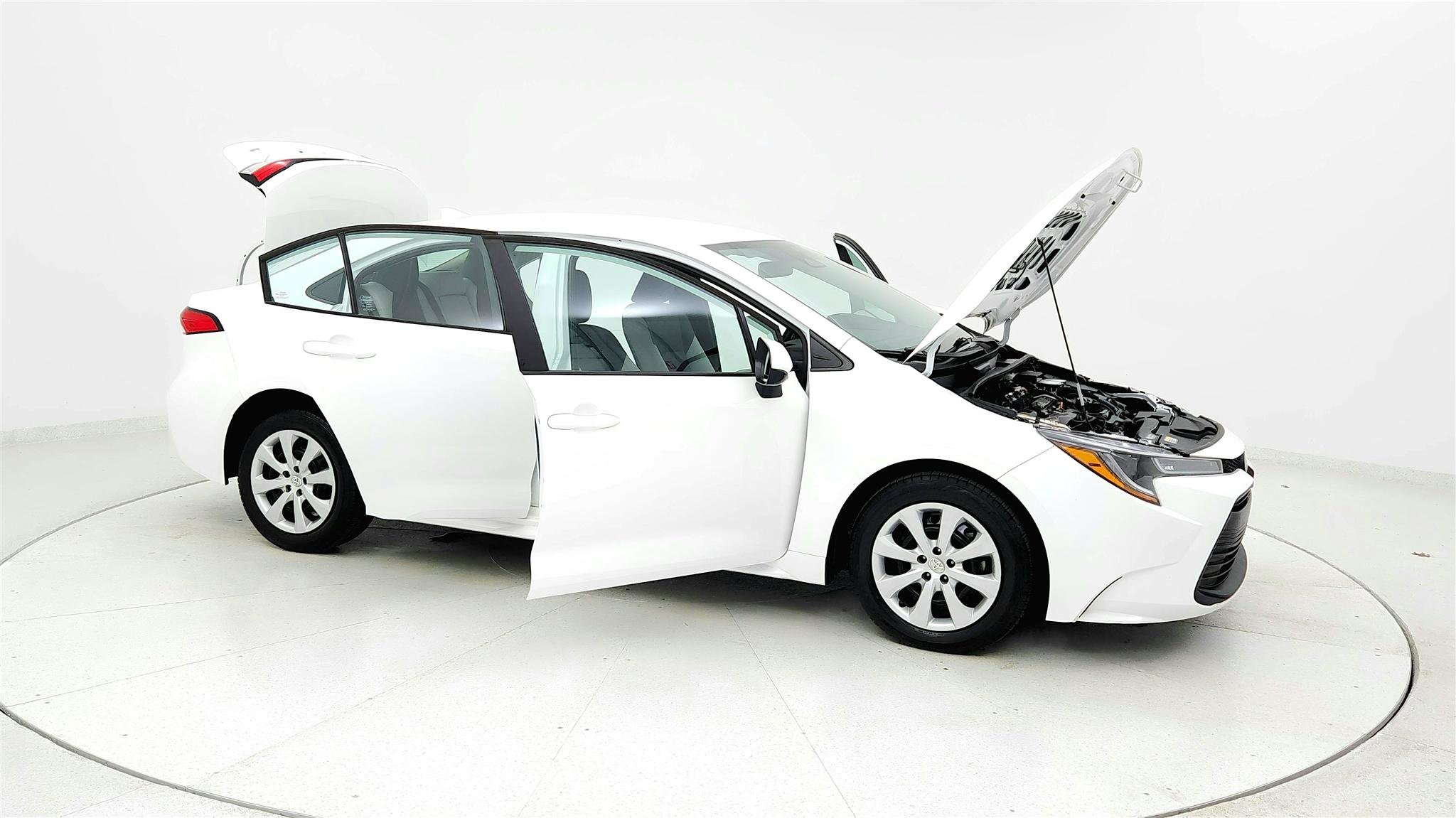 Used 2023 Toyota Corolla LE FWD image 12