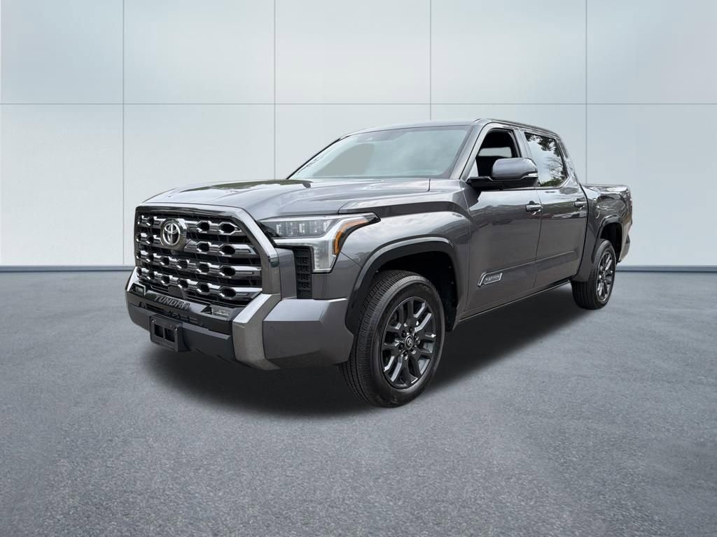 Used 2025 Toyota Tundra Platinum AWD/4WD image 2