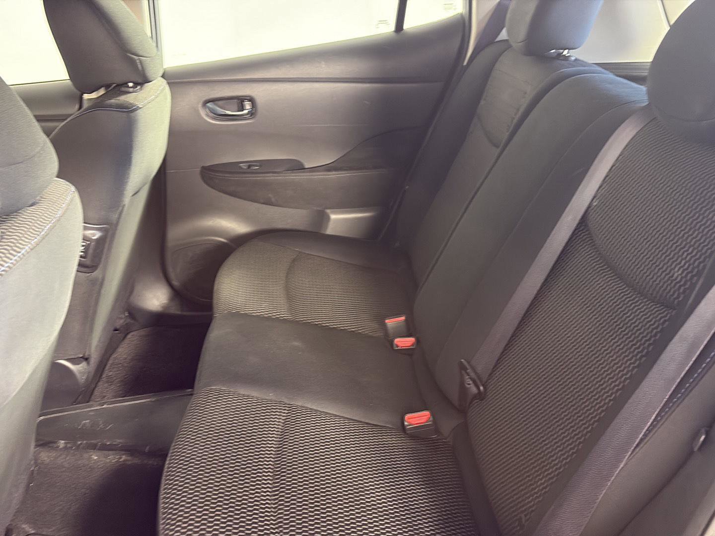 Used 2015 Nissan Leaf S w/ Charge Package image 21