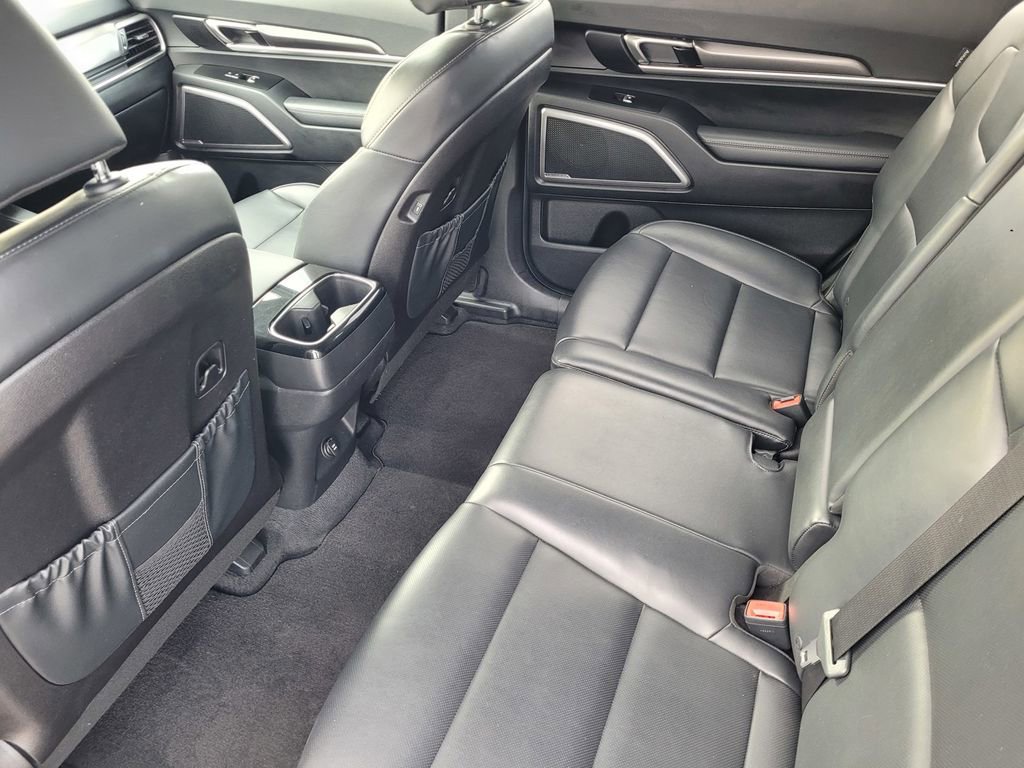 Used 2024 Kia Telluride LX FWD image 8