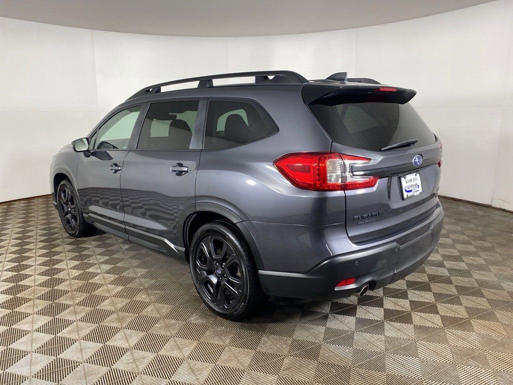 Used 2023 Subaru Ascent Onyx Edition image 7