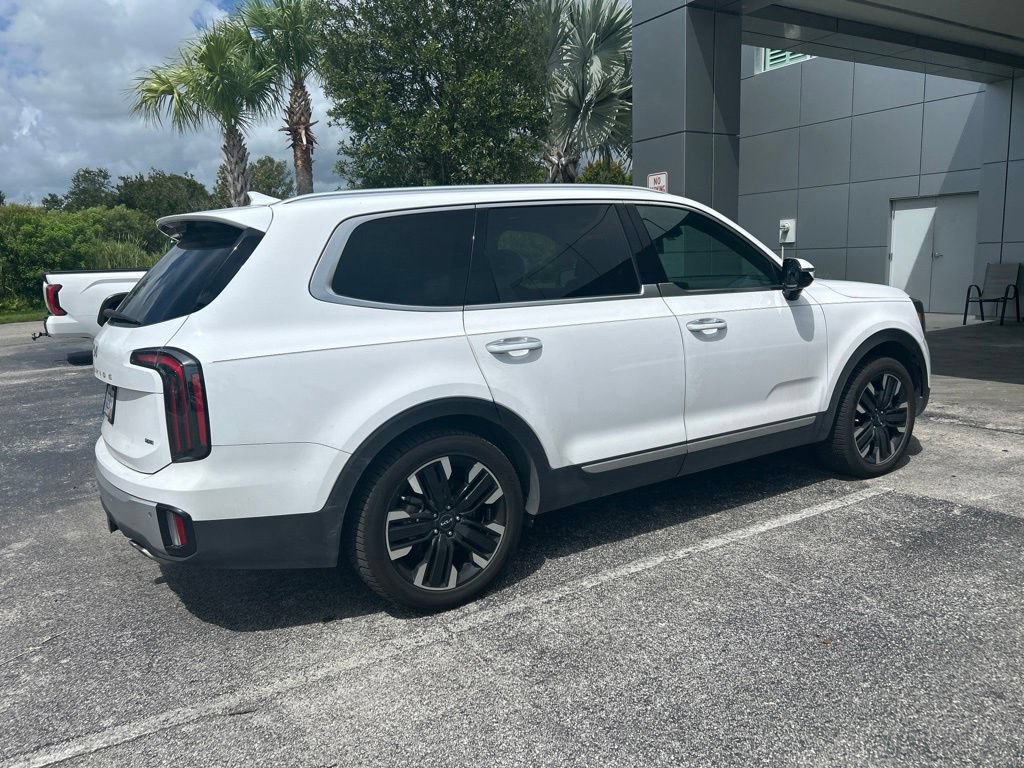 Certified 2024 Kia Telluride SX Prestige w/ Towing Package AWD/4WD image 3