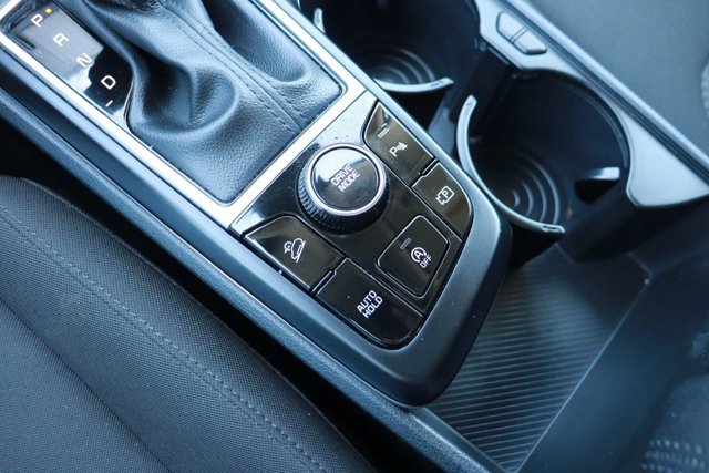 Used 2025 Kia Sportage LX FWD image 17