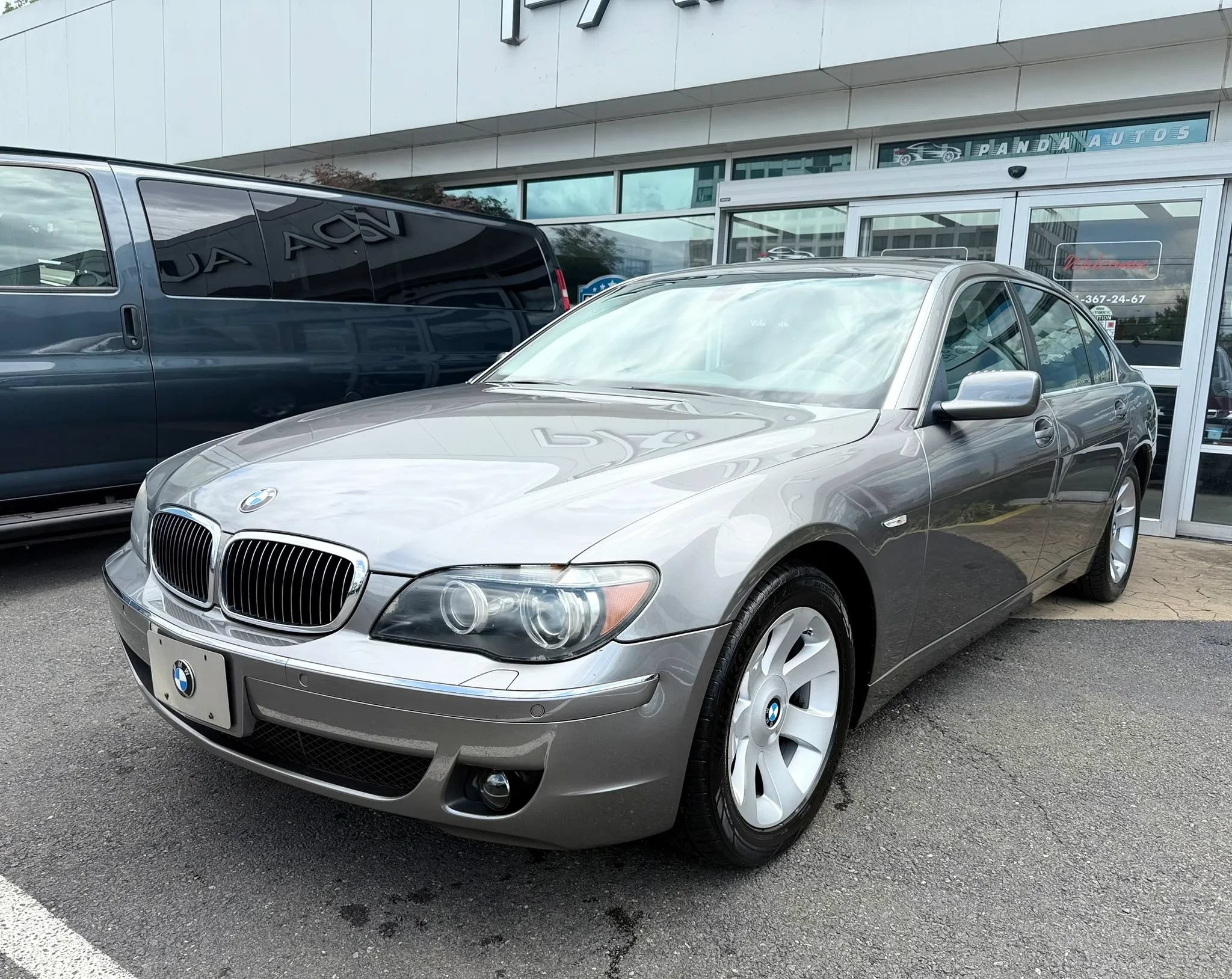 Used 2006 BMW 750Li RWD image 3