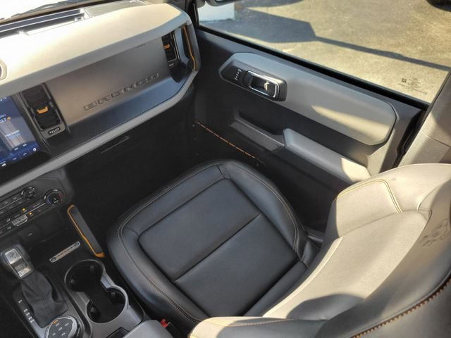 Used 2022 Ford Bronco Badlands image 13