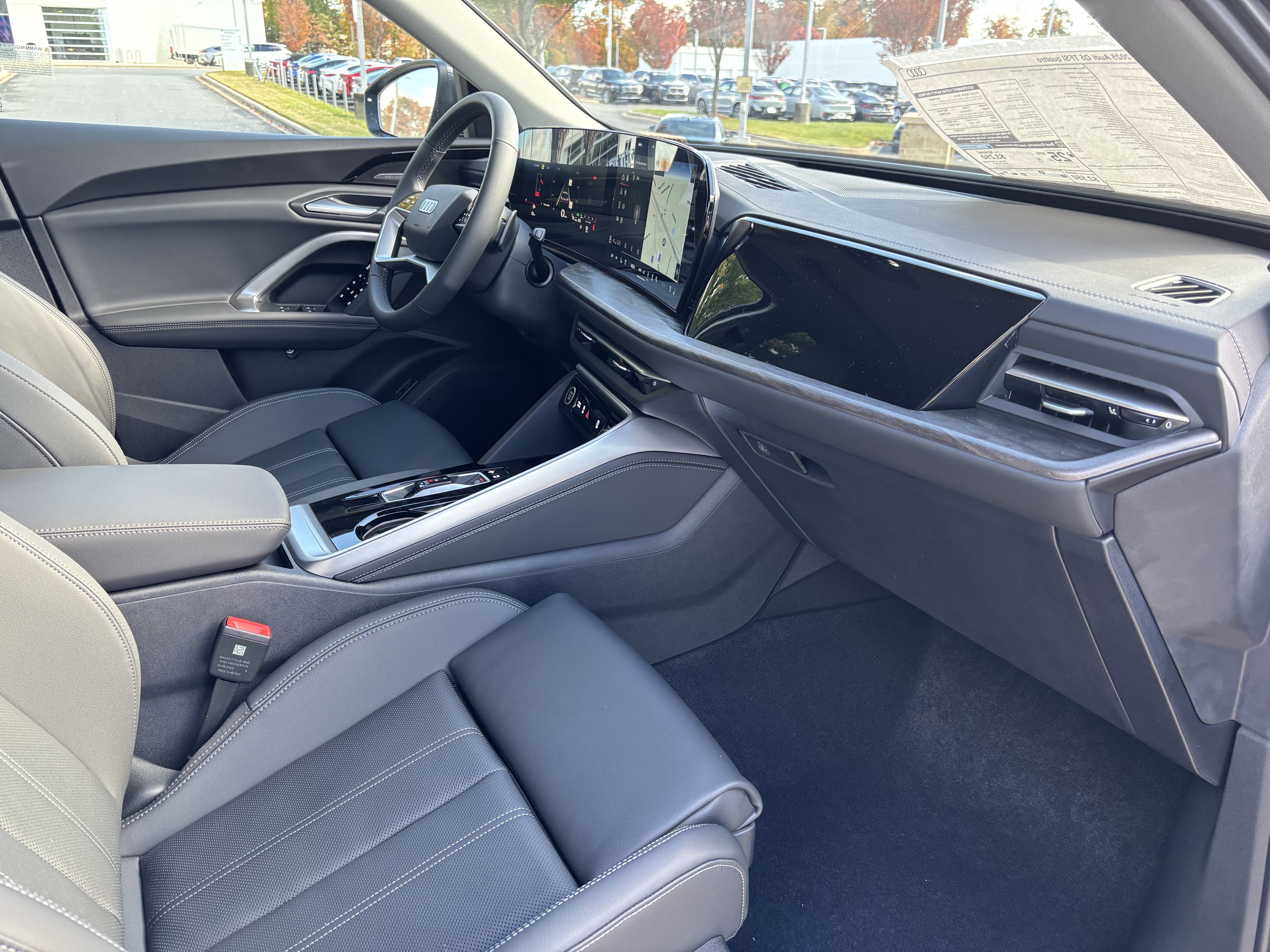 Used 2025 Audi Q5 Premium AWD/4WD image 21