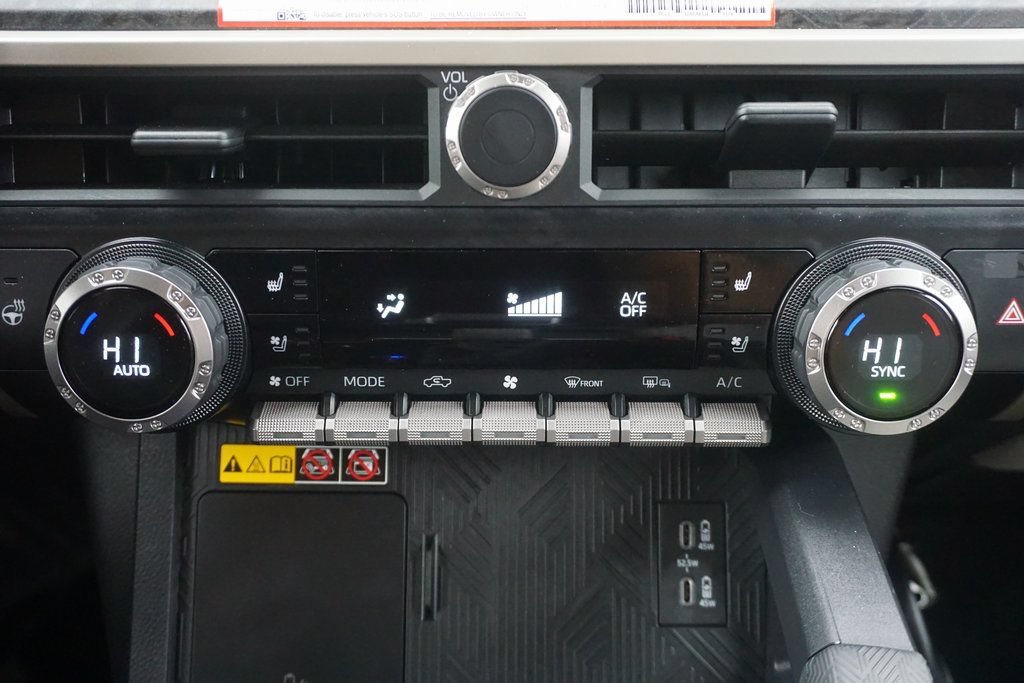 Certified 2025 Toyota Tacoma Limited AWD/4WD image 14