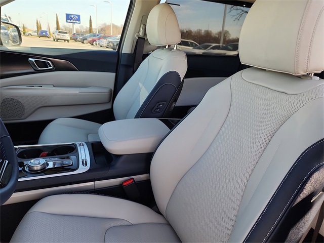 New 2026 Kia Carnival SX Prestige image 13