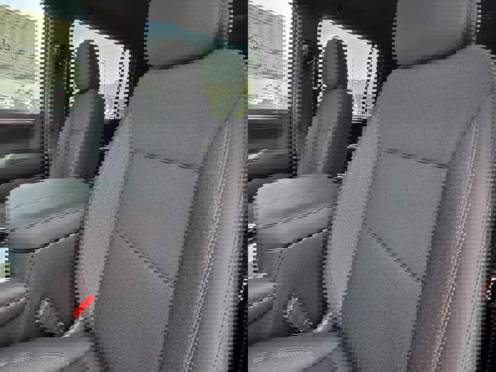 New 2026 Chevrolet Suburban LS image 15