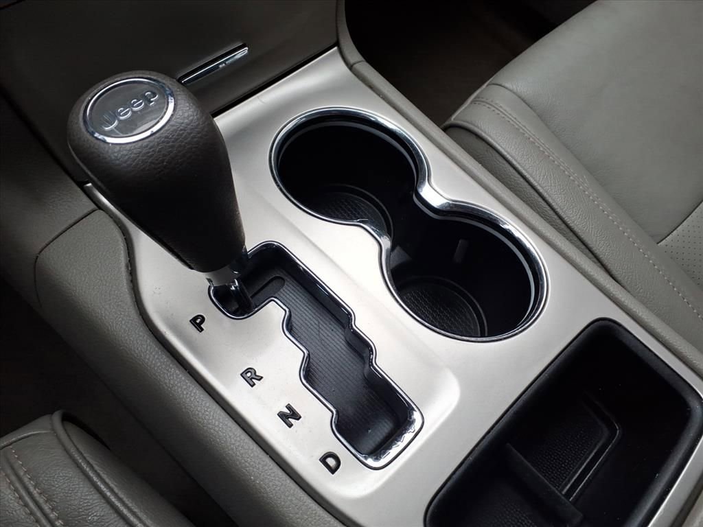 Used 2011 Jeep Grand Cherokee Laredo image 21