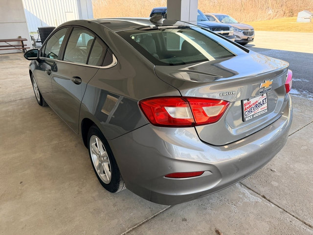 Used 2018 Chevrolet Cruze LT w/ Convenience Package image 10