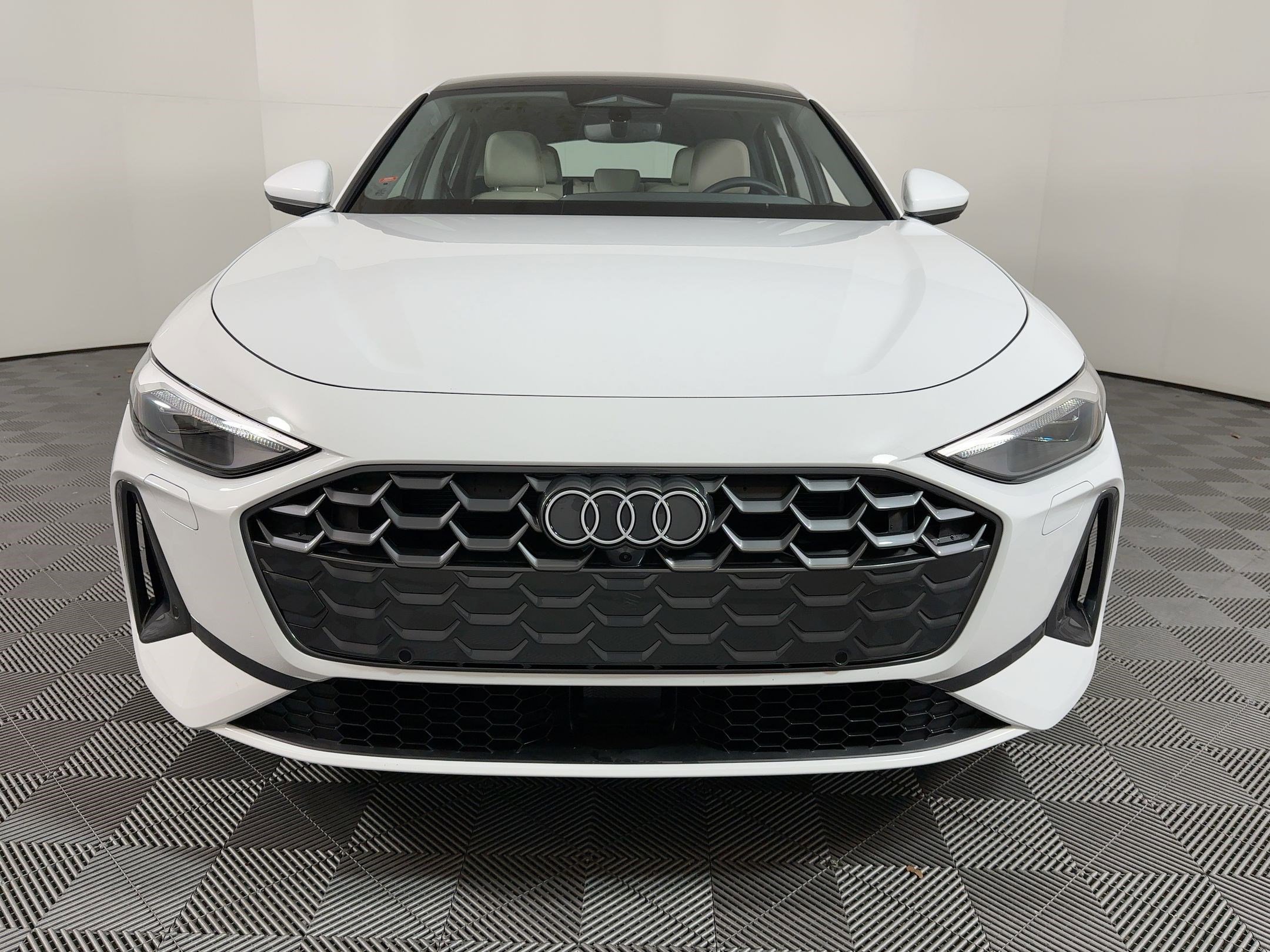 Used 2025 Audi A5 2.0T Premium w/ Convenience Package image 5