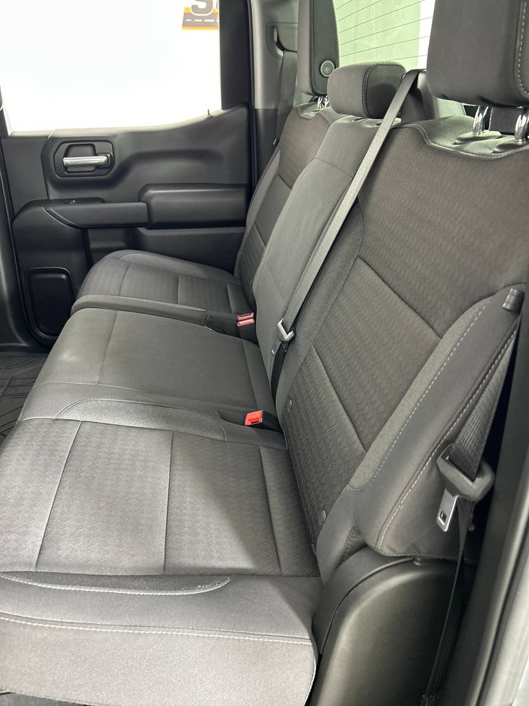 Used 2025 Chevrolet Silverado 1500 Custom w/ Turbomax Blackout Package AWD/4WD image 20