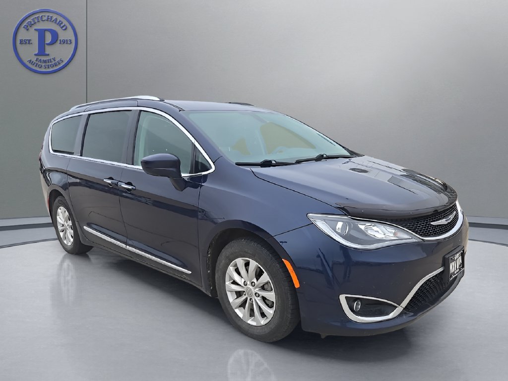Used 2019 Chrysler Pacifica Touring-L