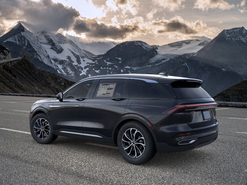 New 2026 Lincoln Nautilus Premier AWD/4WD image 4
