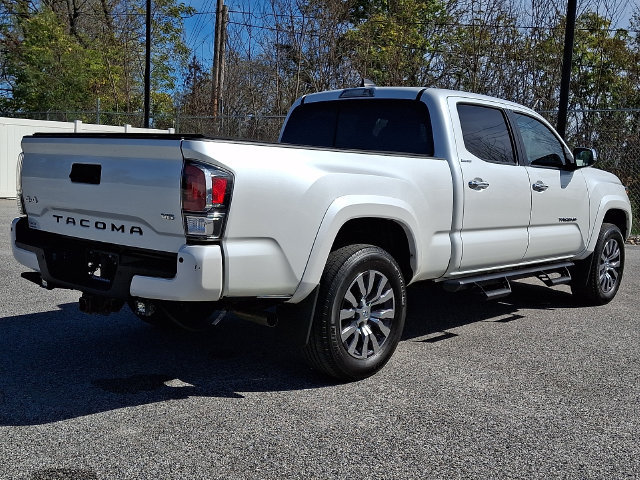 Used 2022 Toyota Tacoma Limited AWD/4WD image 9