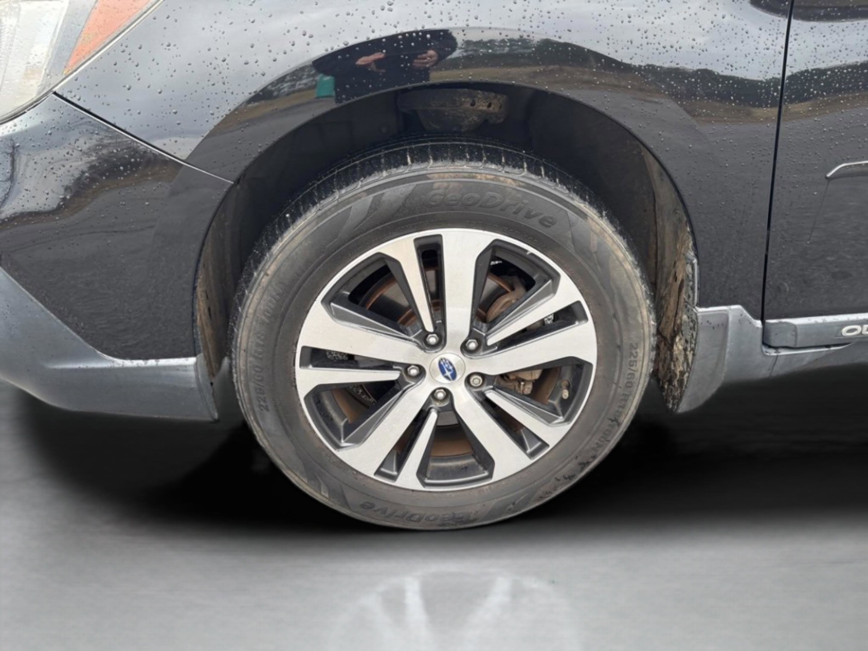 Used 2018 Subaru Outback 2.5i Limited image 43