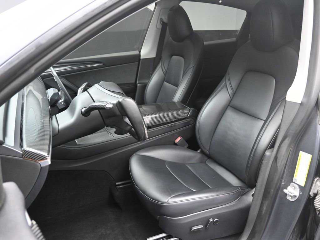 Used 2023 Tesla Model Y Long Range image 13